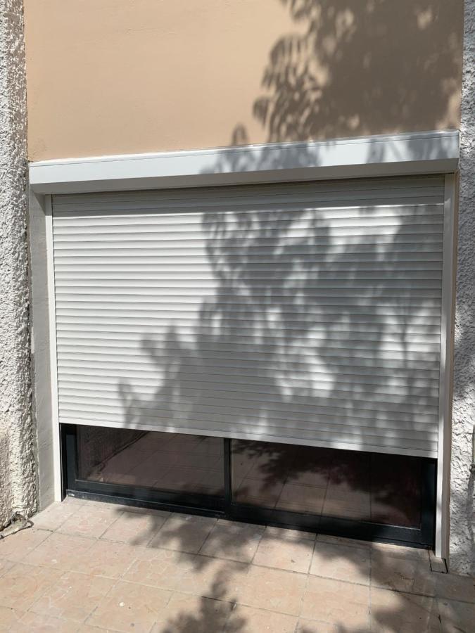Joli Studio Tout Confort Avec Toutes Commodites Vaulx-en-Velin Exterior photo
